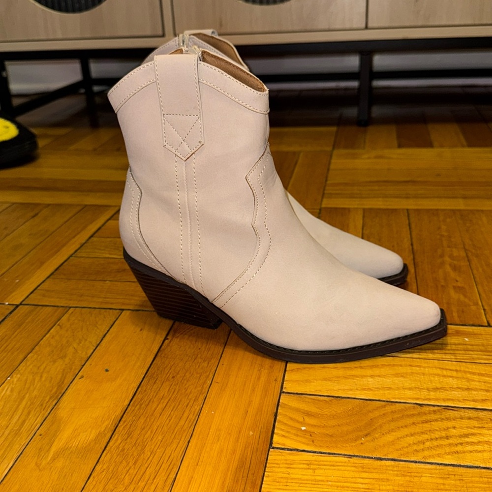 Modern #Cowboy #Boots